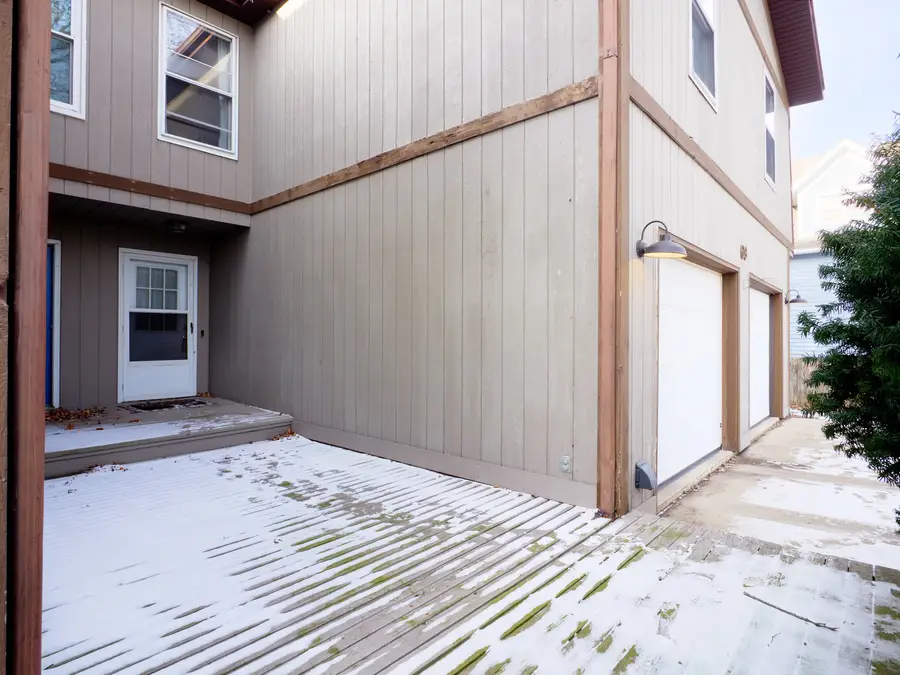 69 Monroe Street, Oswego, IL 60543 - Image #3