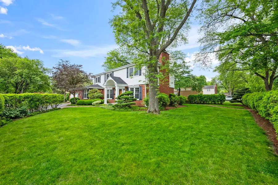 703 E Thomas Street, Arlington Heights, IL 60004 - #3