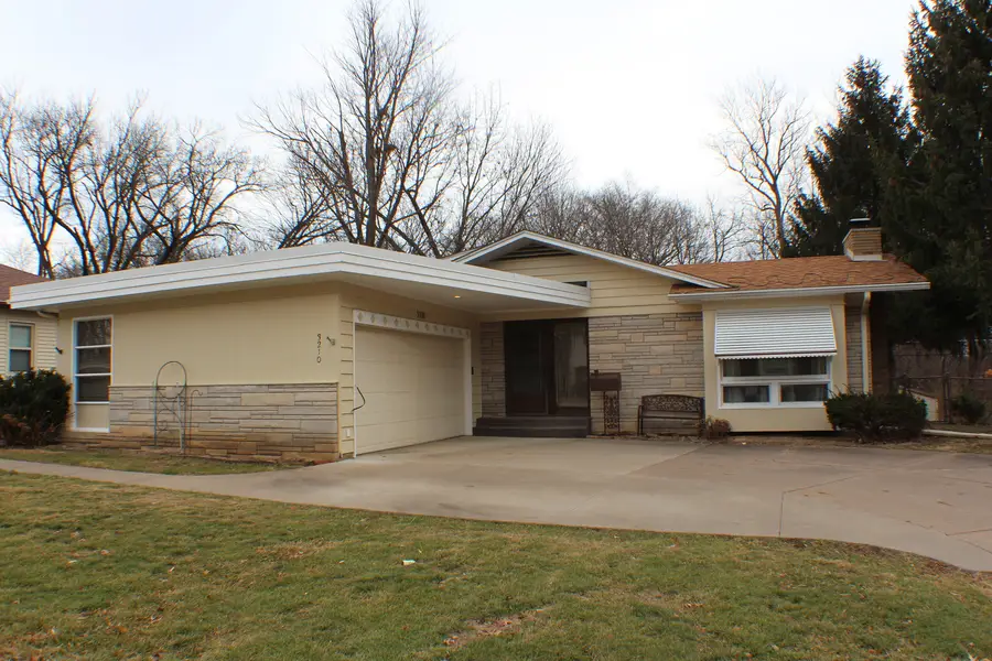 3210 15th Street A, Moline, IL 61265 - Image #2