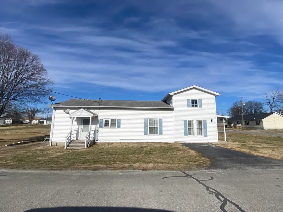 515 S Elm Street, Sesser, IL 62884 - Image #3