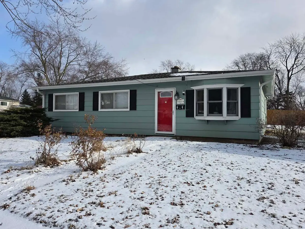 601 Ridgewood Road, Streamwood, IL 60107 - Image #1