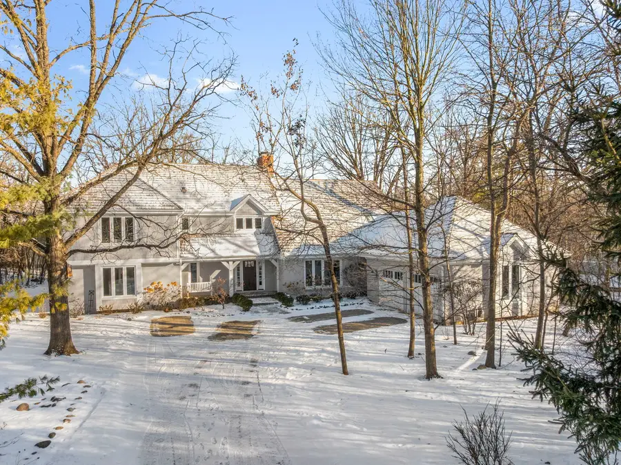 175 Margate Court, Lake Bluff, IL 60044 - Image #2