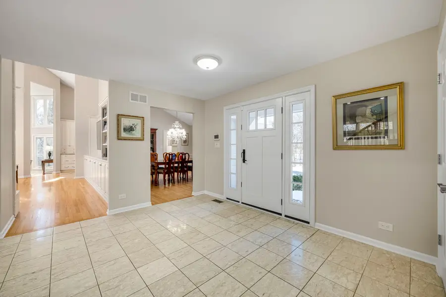 175 Margate Court, Lake Bluff, IL 60044 - Image #3