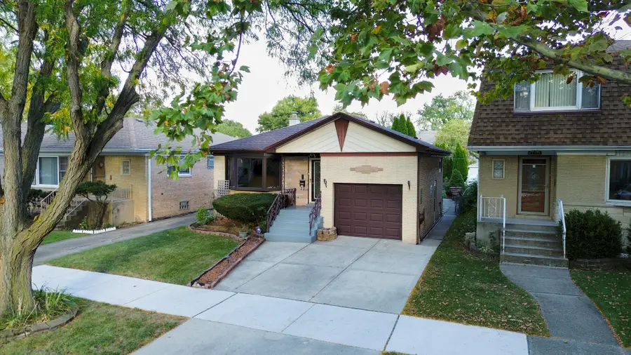 4841 N Rutherford Avenue, Chicago, IL 60656 - Image #2