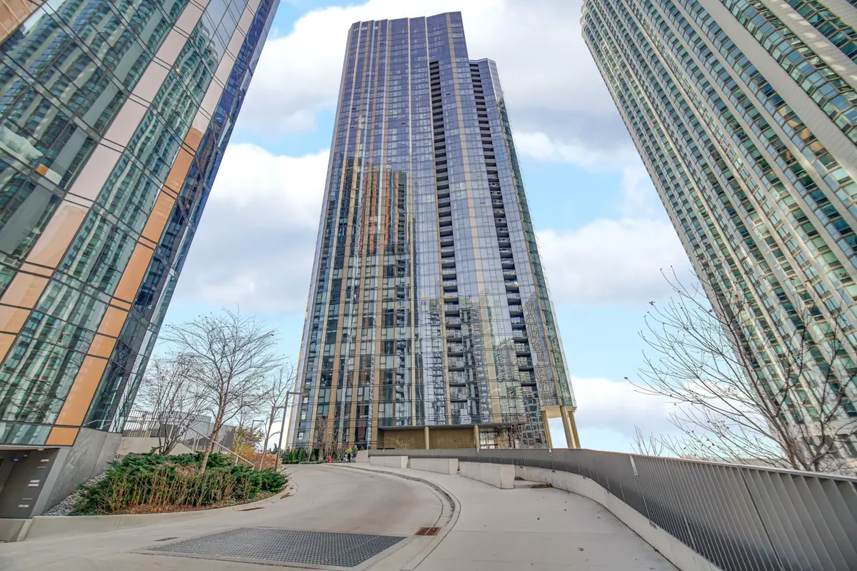 211 N Harbor Drive #1207, Chicago, IL 60601 - Image #1