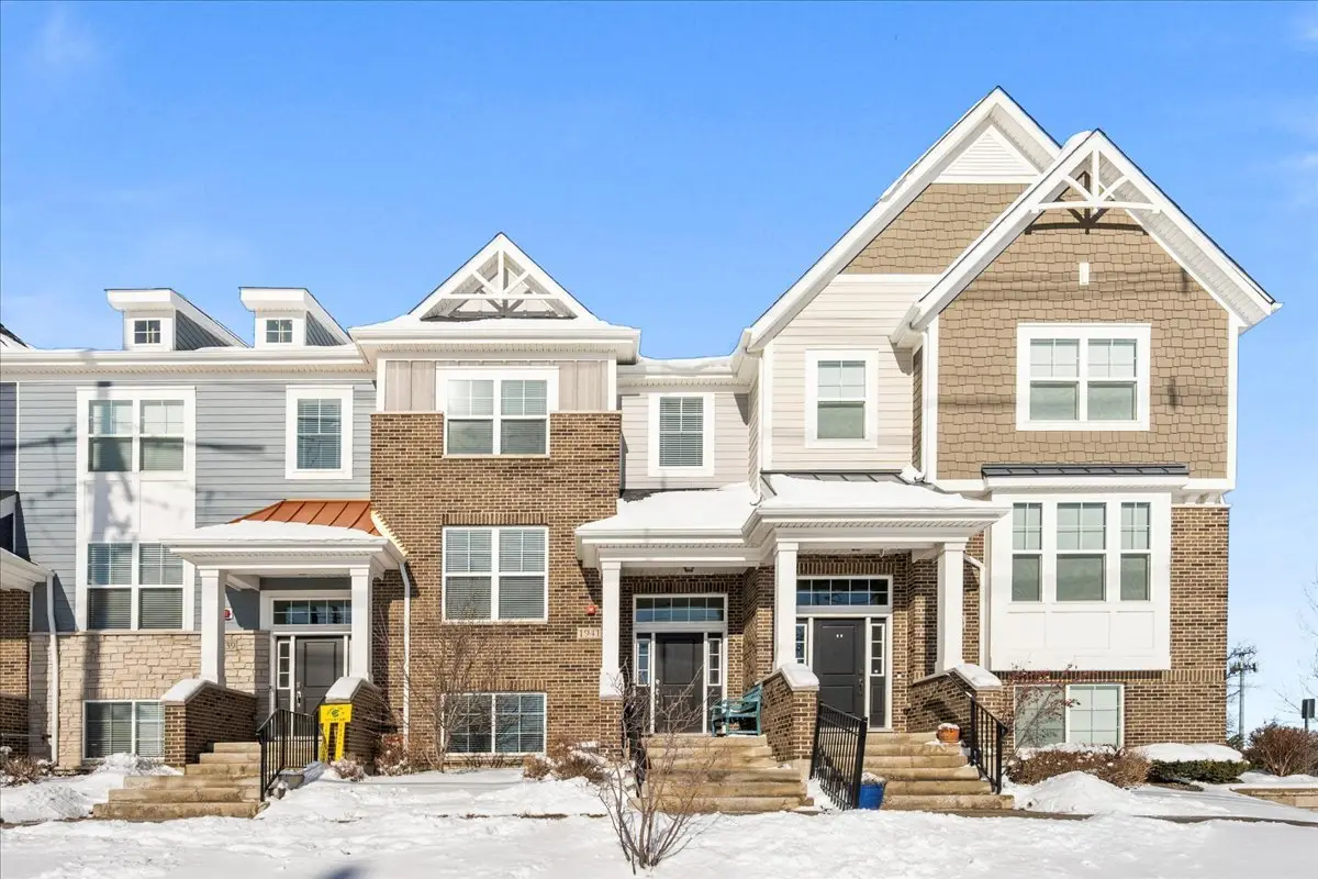 1941 Kingsley Circle, Northbrook, IL 60062 - #1