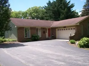 1550 Fairside Drive, Sandwich, IL 60548