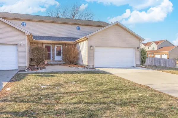 1321 Beacon Hill Court, Normal, IL 61761