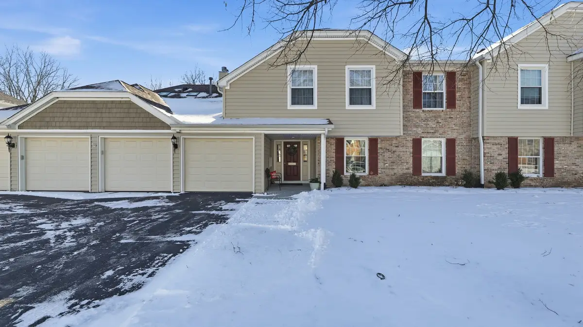 0n155 Windermere Road #1005, Winfield, IL 60190 - Image #1