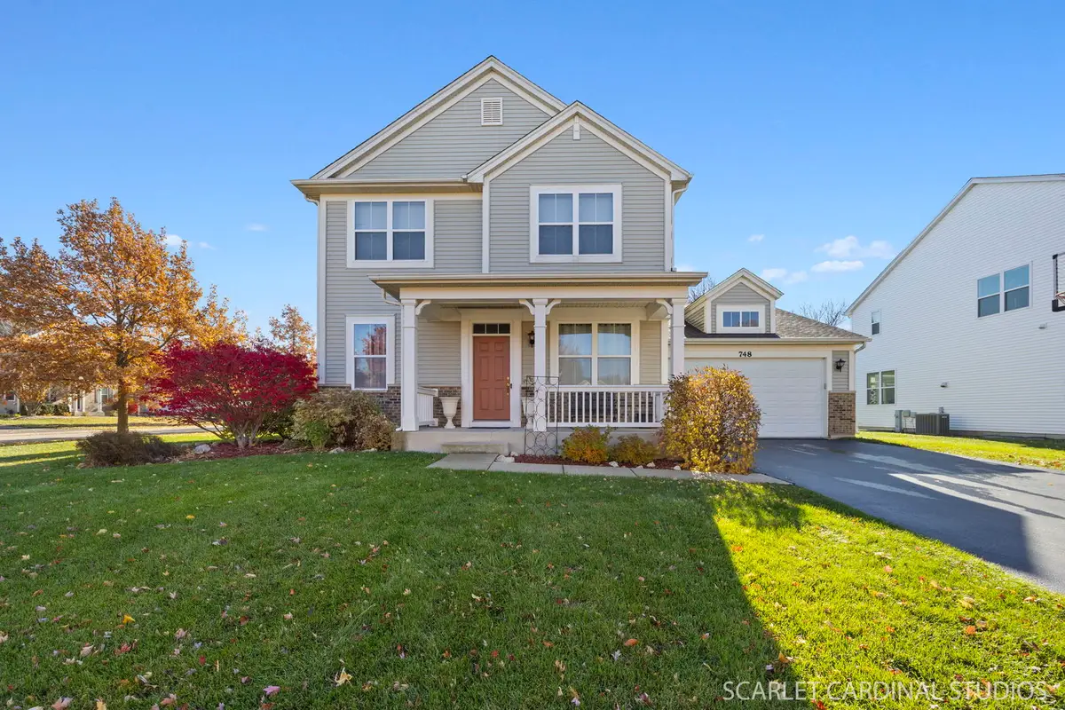 748 Versailles Parkway, Oswego, IL 60543 - #1