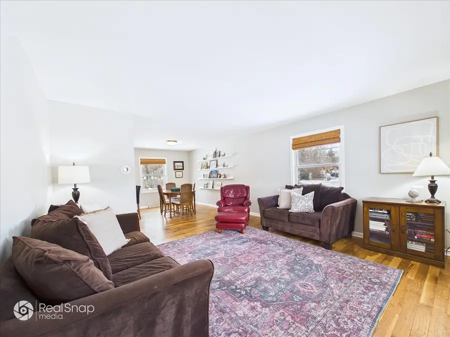 34070 N Lilac Avenue, Grayslake, IL 60030 - Image #3