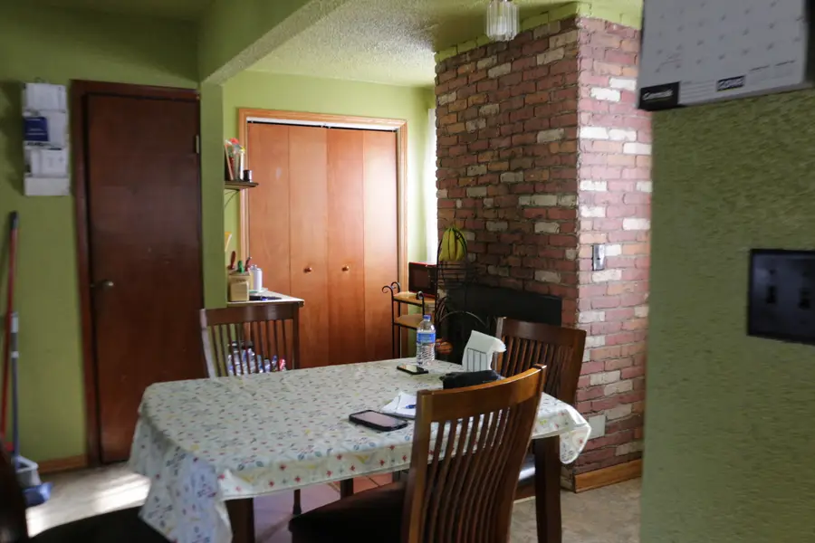 603 N May Street, Aurora, IL 60506 - Image #3