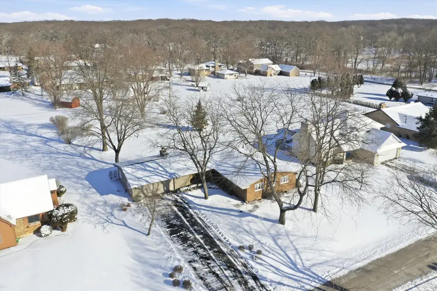 2026 E Maple Street, Crete, IL 60417 - Image #2