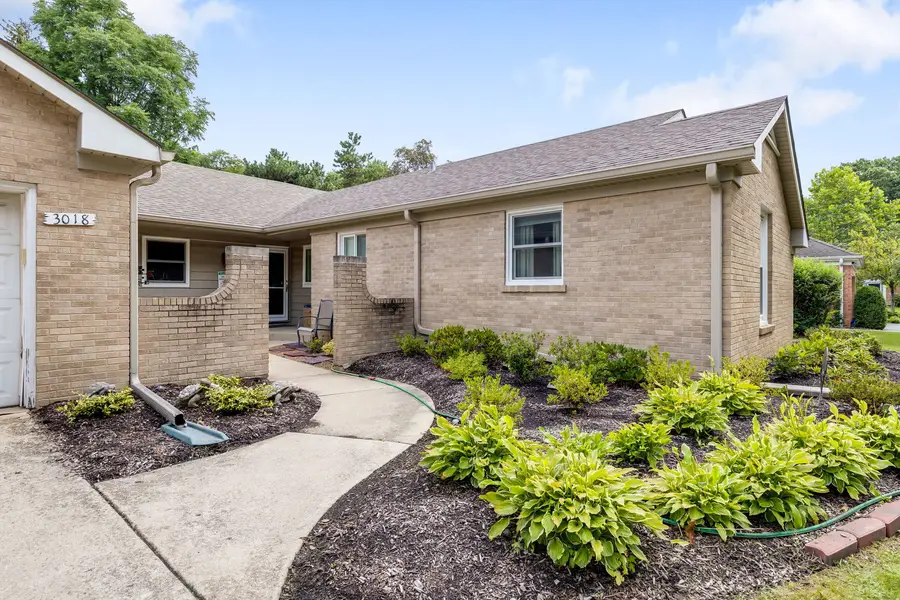 3018 Indianwood Road, Wilmette, IL 60091 - Image #2