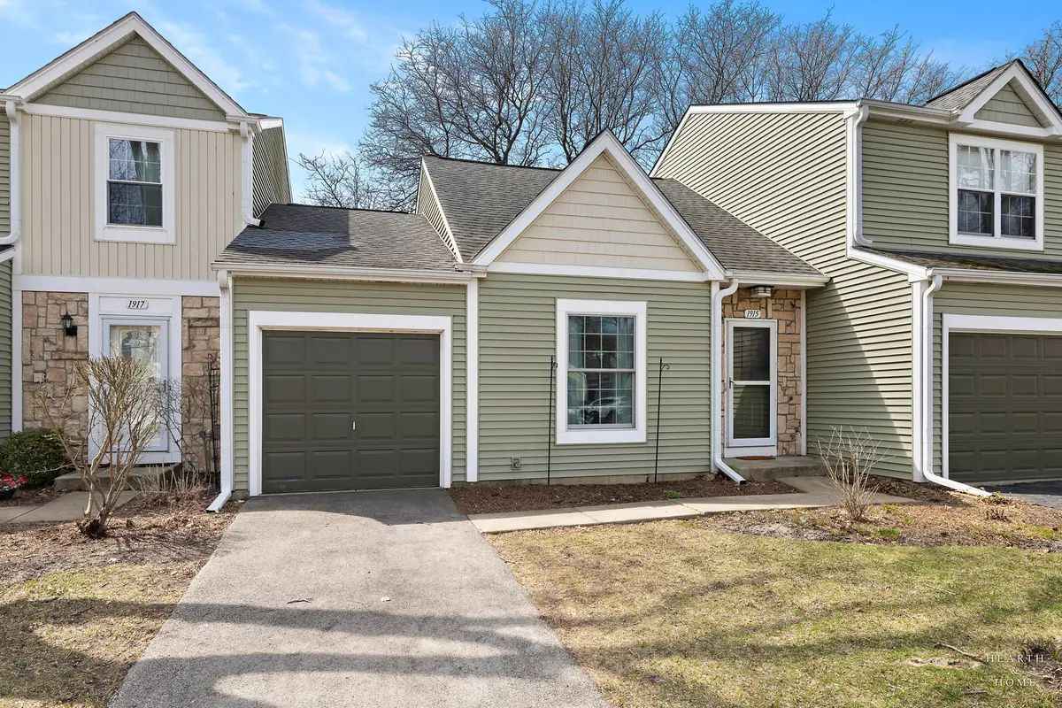 1915 Ozark Parkway #1915, Algonquin, IL 60102 - #1