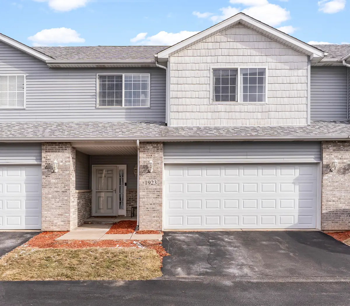 1923 Waters Edge Drive, Minooka, IL 60447 - Image #1