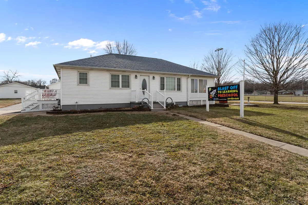 206 6th Avenue E, Andalusia, IL 61232 - Image #1