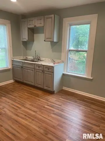 2228 9 Street, Rock Island, IL 61201 - Image #3