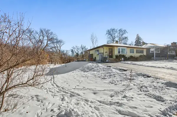 5611 Washington Street, Downers Grove, IL 60516