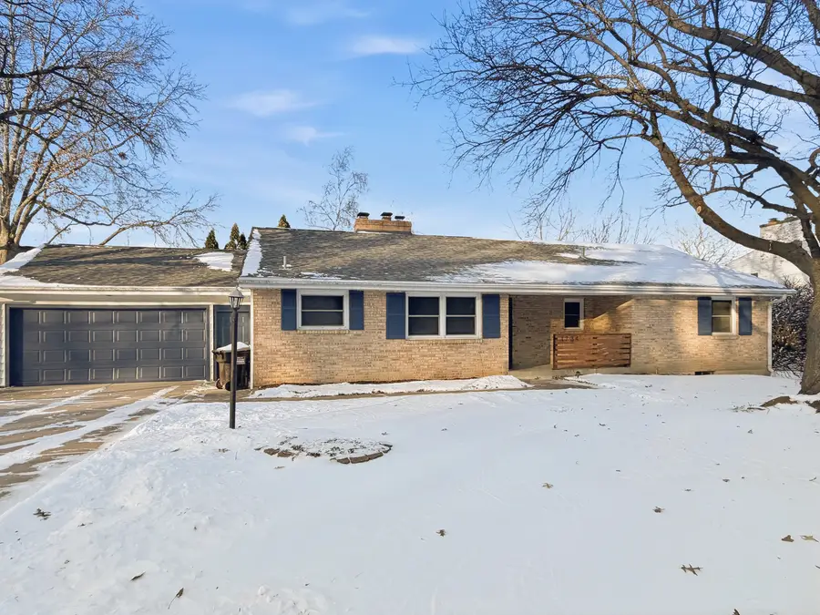 1734 W Stephenson Street, Freeport, IL 61032 - #2