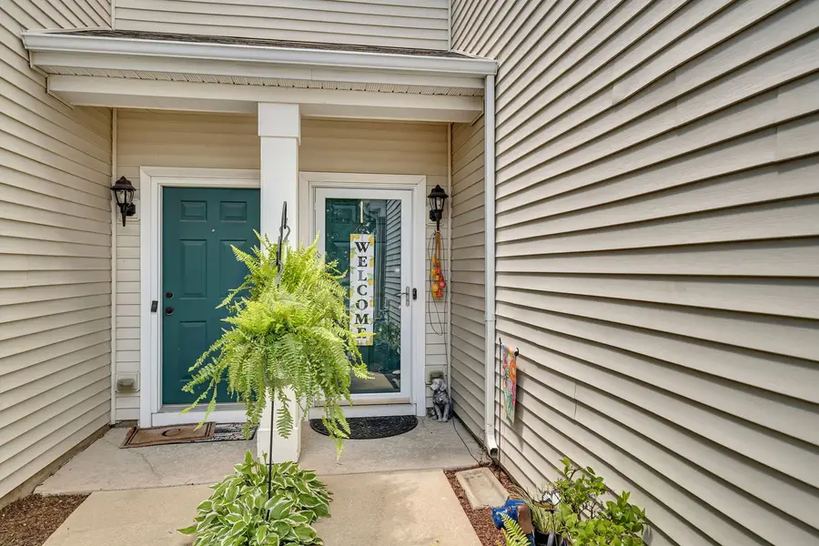 1047 Heron Circle, Joliet, IL 60431 - Image #2