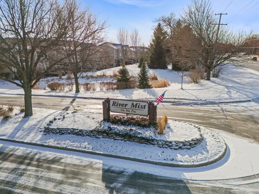 135 River Mist Drive, Oswego, IL 60543 - Image #3