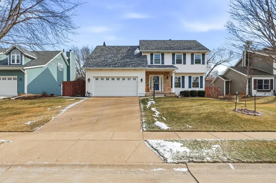 4391 Winston Place, Bettendorf, IA 52722 - Image #2