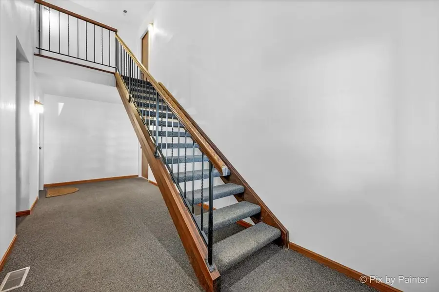 25 Illinois Avenue #L2, Schaumburg, IL 60193 - #2