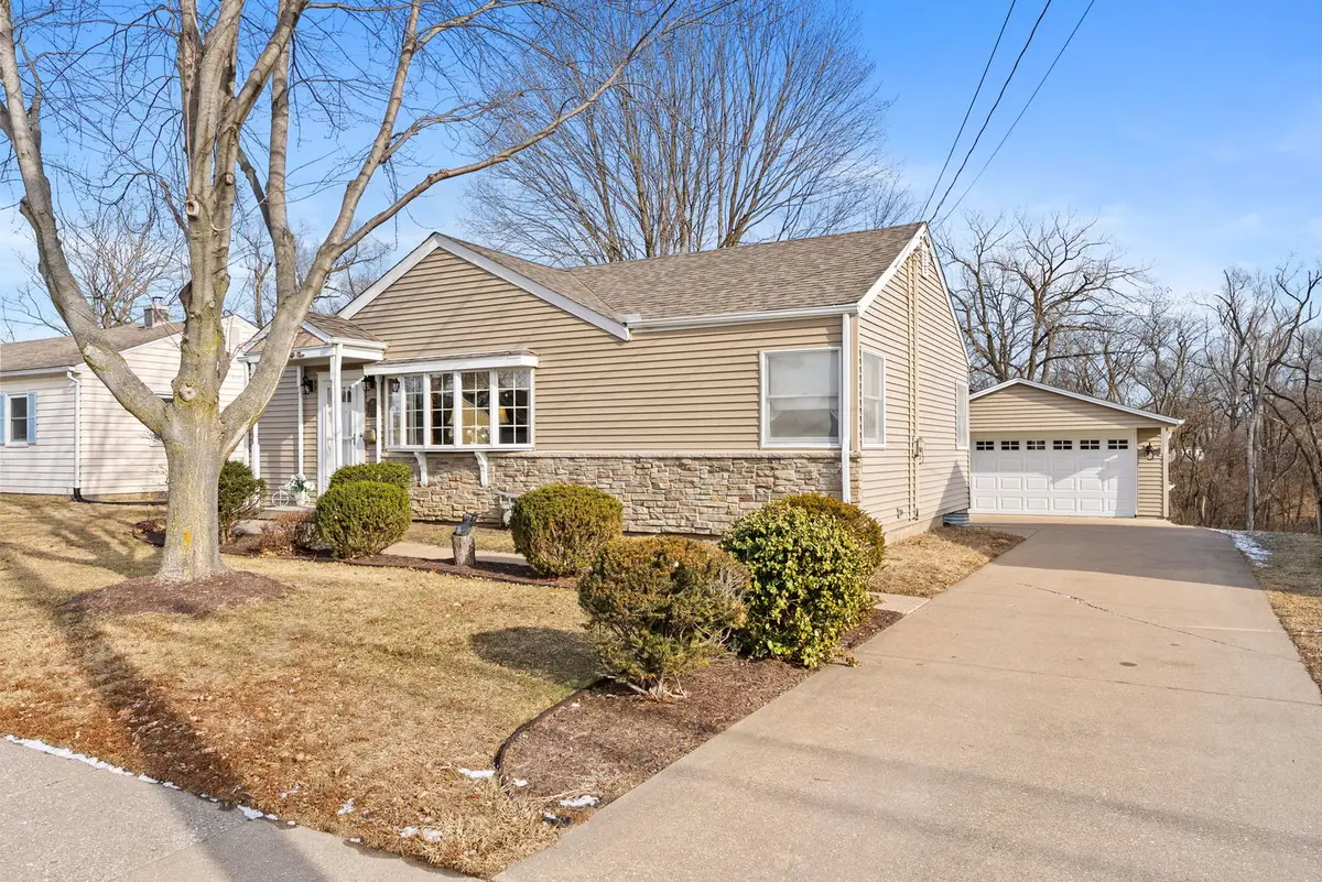 1323 14th Street, Bettendorf, IA 52722 - Image #1