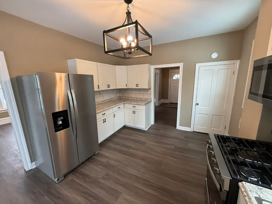 2107 E Locust Street, Davenport, IA 52803 - #3