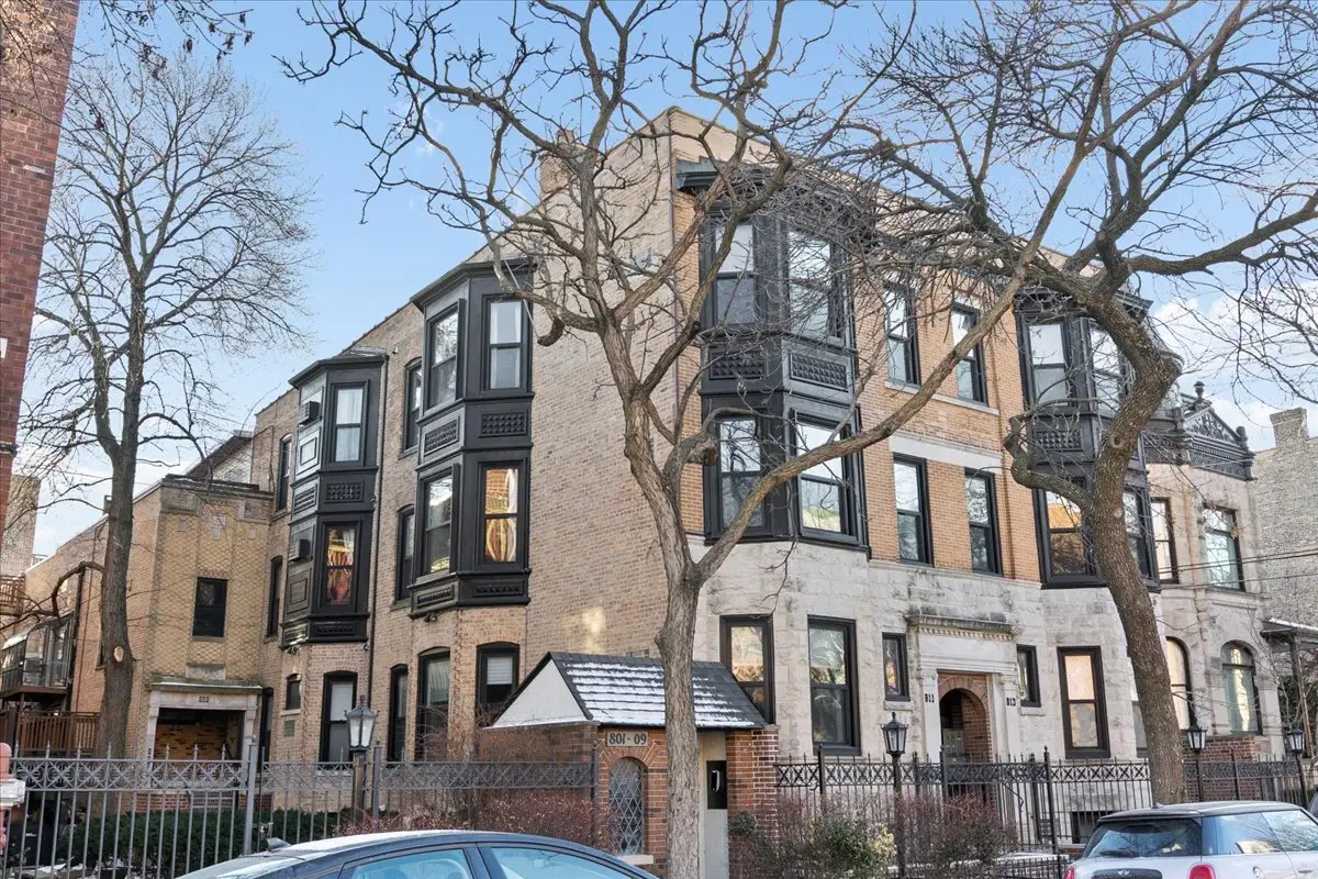 Address Withheld By Seller, Chicago, IL 60657 - Image #1