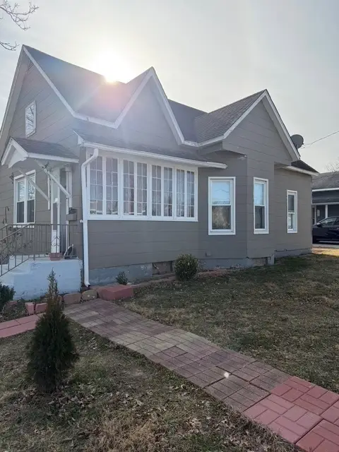 702 W Poplar Street, West Frankfort, IL 62896