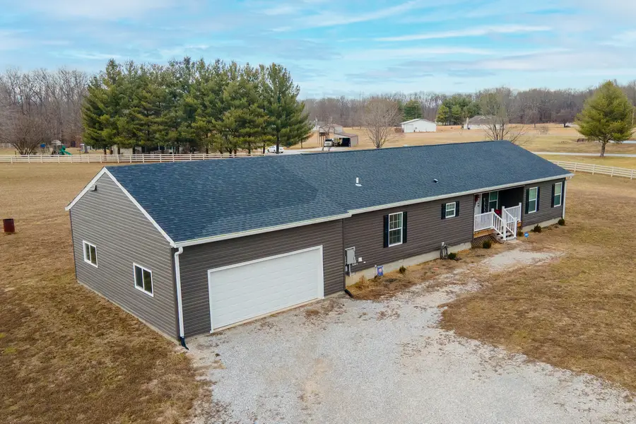 13310 E Idlewood Road, Mount Vernon, IL 62864 - Image #2
