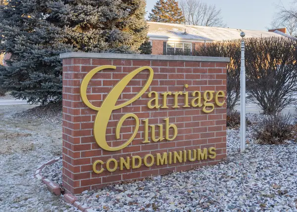 3215 E Locust Street #A2-23, Davenport, IA 52803