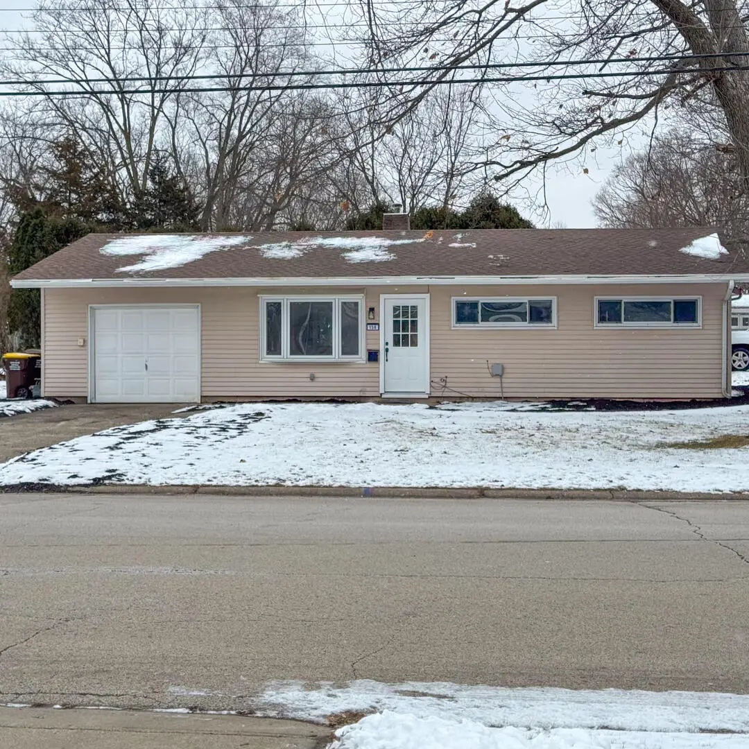 138 Garden Drive, Belvidere, IL 61008 - Image #1