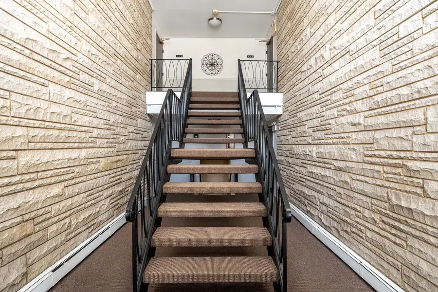 120 Collen Drive #221A, Lombard, IL 60148 - #2