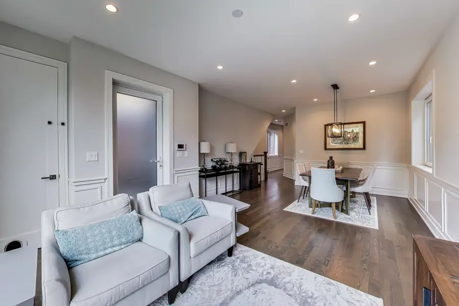 1474 W Ohio Street #1, Chicago, IL 60642 - #2