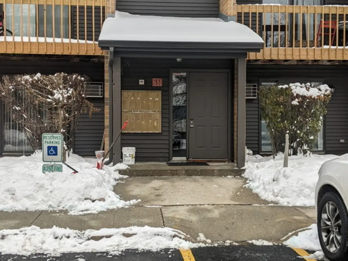 651 Virginia Road #126, Crystal Lake, IL 60014 - Image #1
