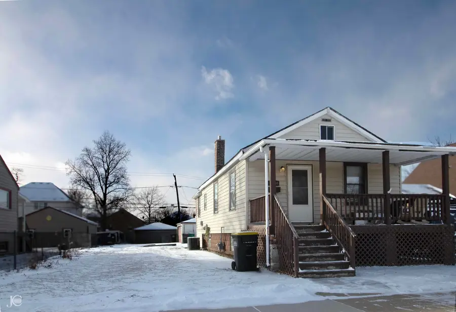 10540 Princess Avenue, Chicago Ridge, IL 60415 - Image #2