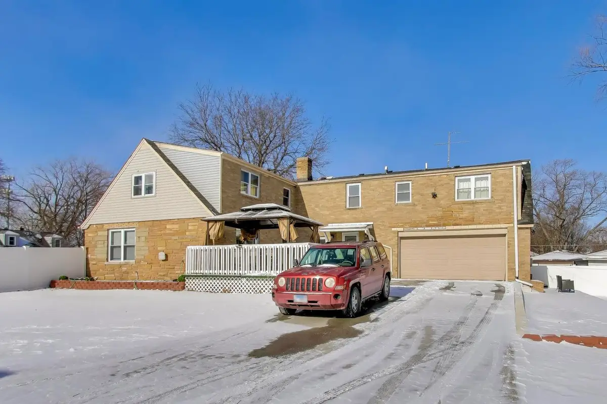 29 S Iowa Avenue, Addison, IL 60101 - Image #1