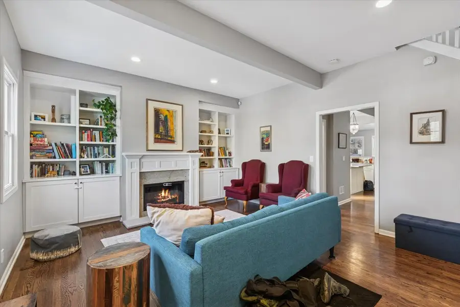 3614 N Hamilton Avenue, Chicago, IL 60618 - #2