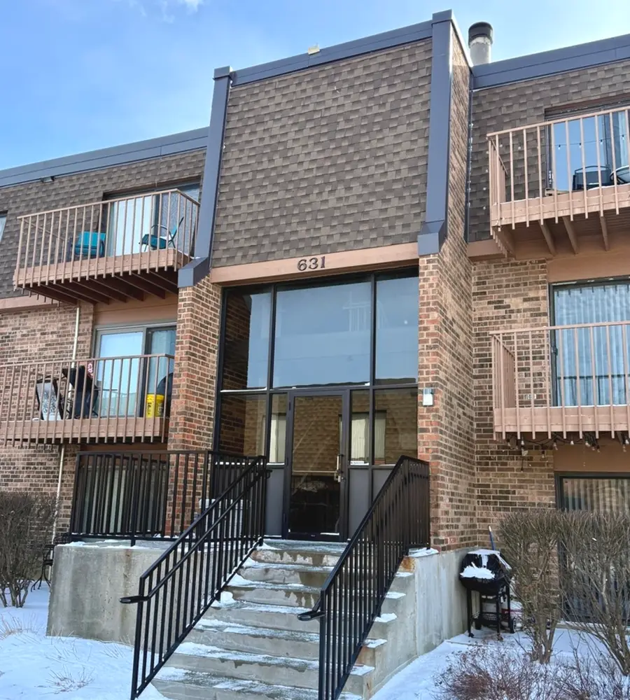 631 Derry Court #2C, Schaumburg, IL 60193 - Image #2