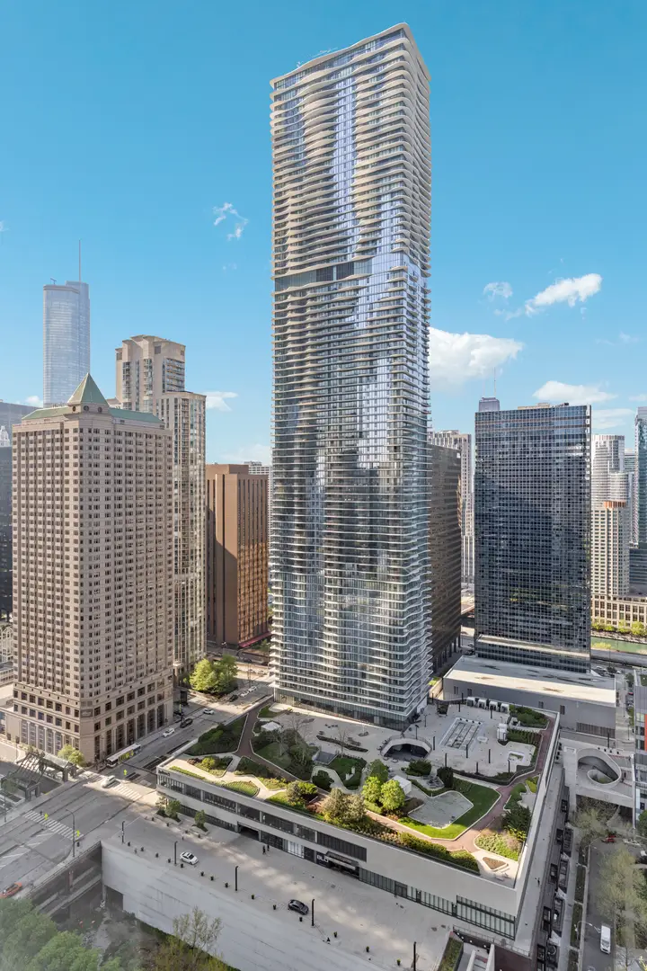 225 N Columbus Drive #6204, Chicago, IL 60601 - Image #1
