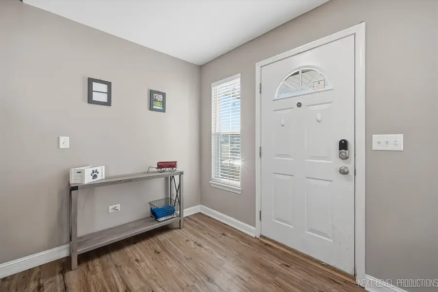 1038 Veteran Avenue, Elburn, IL 60119 - #2