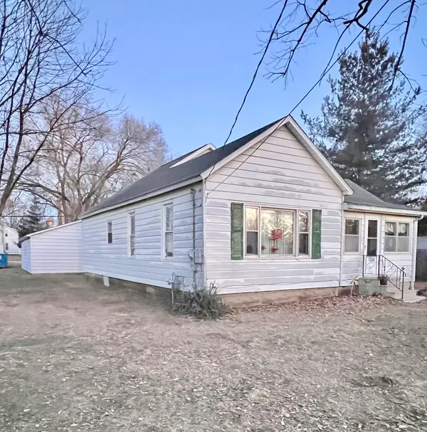 925 8th Street, Erie, IL 61250