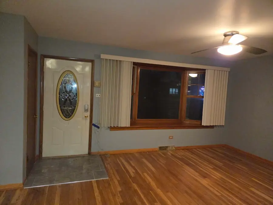 12622 S Marquette Avenue, Chicago, IL 60633 - #2