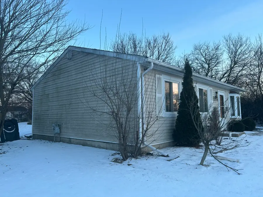 17405 Wellington Drive, Hazel Crest, IL 60429 - Image #3