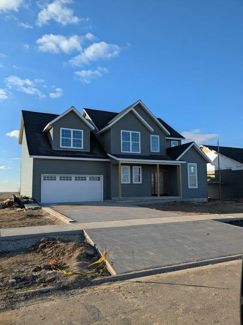 675 S Regulators Street, Creston, IL 60113 - Image #1