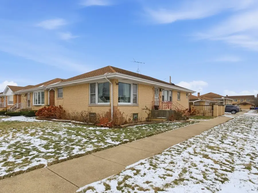 4724 N Ozark Avenue, Norridge, IL 60706 - #3