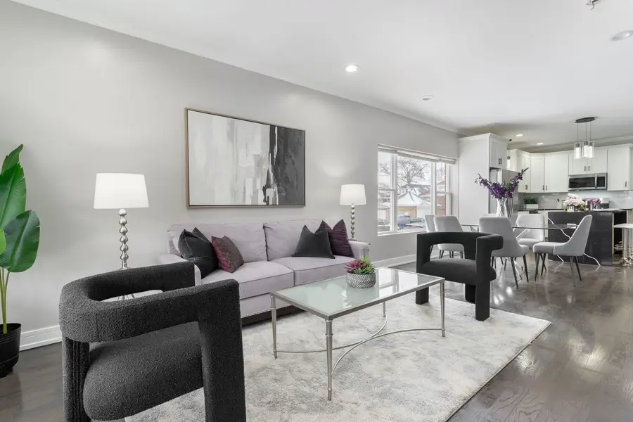 6101 S Maplewood Avenue, Chicago, IL 60629 - Image #2